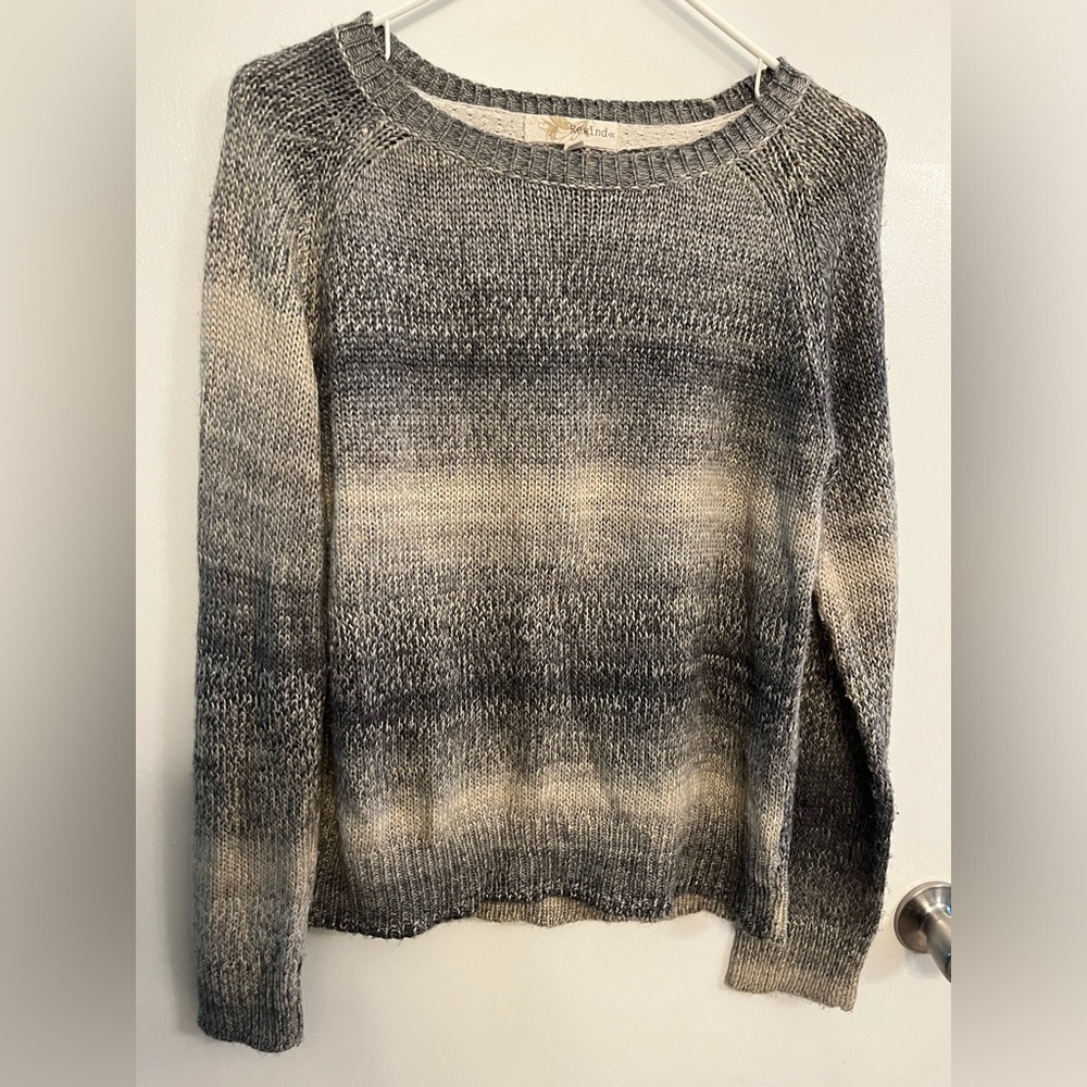 Rewind Women's Sweater, size Large - Picture 5 of 5